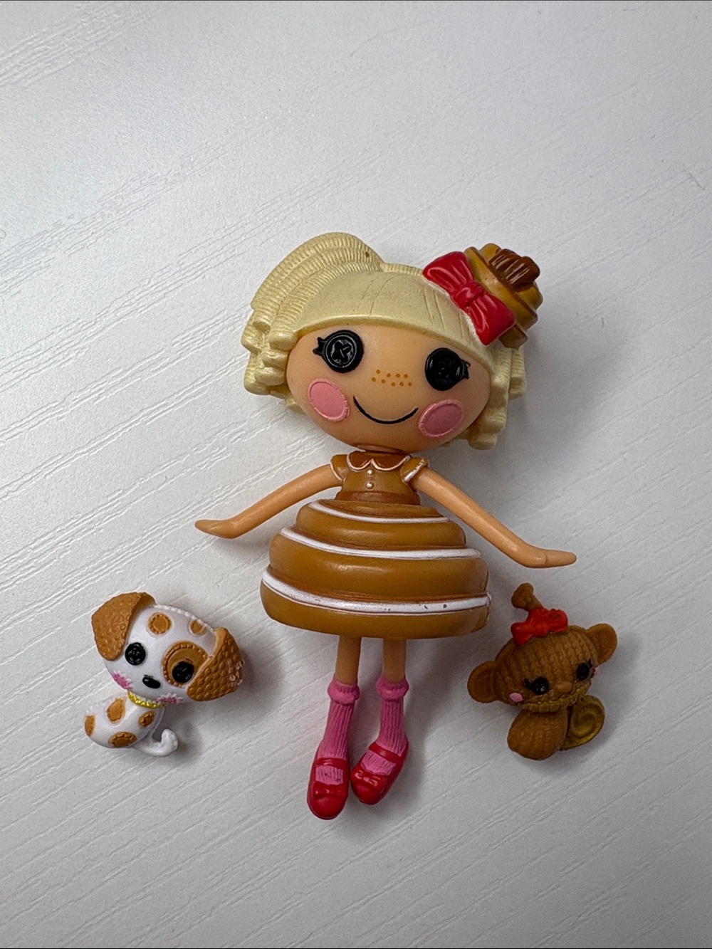 Mini Bun Bun Sticky Icing Lalaoopsy Doll